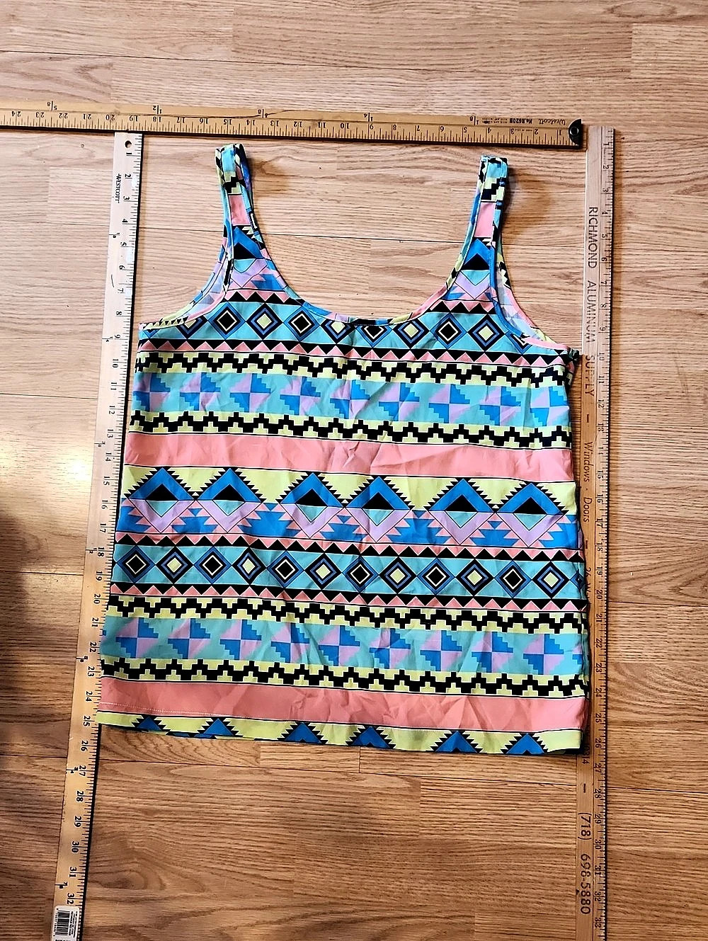 Whitney Eve Geometric Tank Top in Multicolor Size Medium Like New